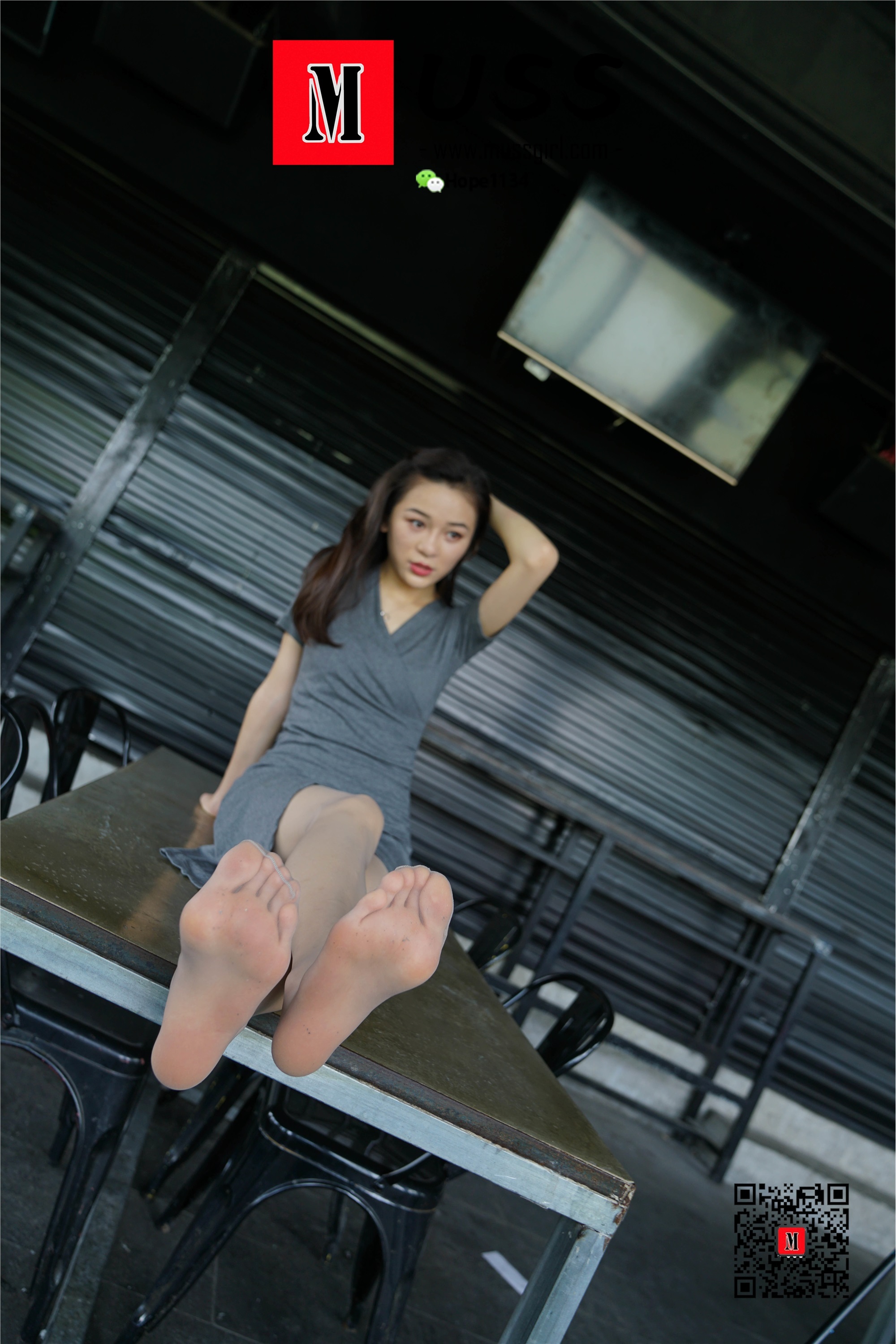 MussGirl慕丝女郎  NO.087 她若惊鸿一瞥，汝已心猿意马